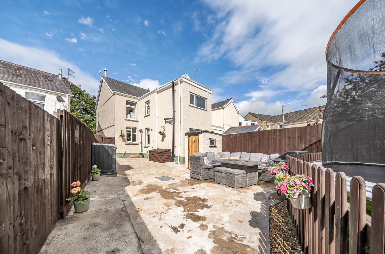 Birchgrove Road, Glais, Swansea, SA7 9EN